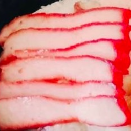 (M)หมูแดง