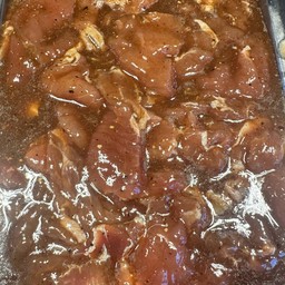 หมูหมักพริกไทย