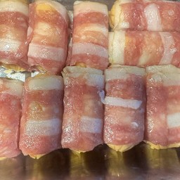 ไส้กรอกพันเบคอน