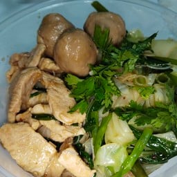 ก๋วยเตี๋ยวแห้งคลุก ยามแลง