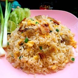 ข้าวผัดปูเฮียบอส หลวงแพ่ง