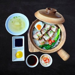 ข้าวอบหมูกรอบ