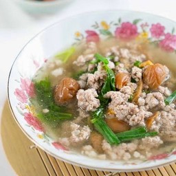 หมูสับต้มบ๊วย