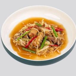 กุยช่ายขาวผัดหมูกรอบ