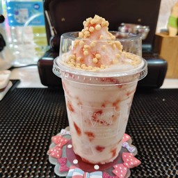 นมสดสตรอเบอรี่ชีสเค้ก