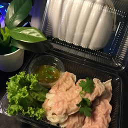 เกี๊ยวหมูเด้ง