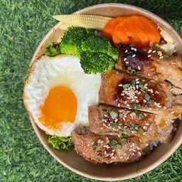 ข้าวไก่ทาริยากิ+ไข่