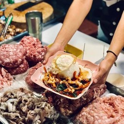 กะเพรารวม 6 อย่าง