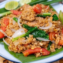 ข้าวผัดโบราณ (ใส่ซีอิ๊วดำ)