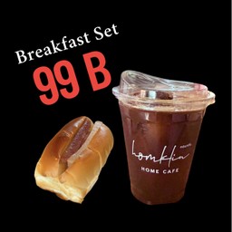 อเมริกาโนและขนมปังเวียดนาม 1 ชิ้น