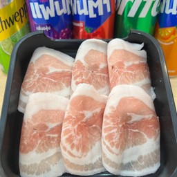 หมูสามม้วนชั้นสไลด์