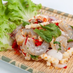 ยำยอดมะพร้าวกุ้งสด/กุ้งสุก