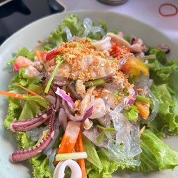 ร้านทิพย์ แอบแซ่บ ส้มตำ&ยำ