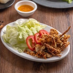 ปูนิ่มทอดกระเทียม/Deep-Fried Soft-Shell Crab with Garlic/蒜香炸软壳蟹