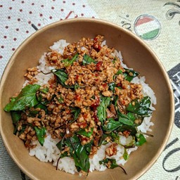 ผัดกะเพราหมูสับ