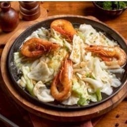 กะหล่ำปลีผัดน้ำปลากุ้งสด