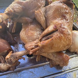 ไก่ตุ๋นยกสะโพก