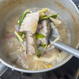 ต้มยำปลาเทโพ