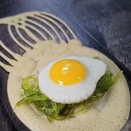 ยำสาหร่าย ไข่นกดาว