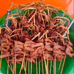 หมูแดดเดียว(รามอินทรา46แยก11) หน้าวัดบุญศรีมุนีกรณ์