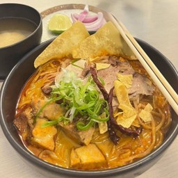 ราเมนข้าวซอย