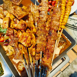 ร้านอาหารจีนหลิงหลิงห้าว หมาล่าปิ้งย่าง 零零后烧烤