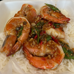 (กับข้าว) ผัดกะเพรากุ้งพริกสด
