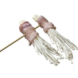 สามชั้นพันเห็ดเข็มทอง