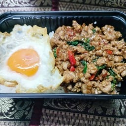 กินมื้อดึก