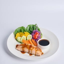 สเต็กปลาแซลมอน ราดซอสเทริยากิ