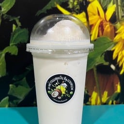 มะพร้าวน้ำหอนนมสดปั่น by.นายหนวด