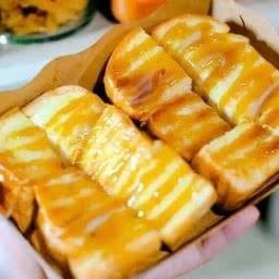 ปังปิ้งคาราเมล+นมข้น