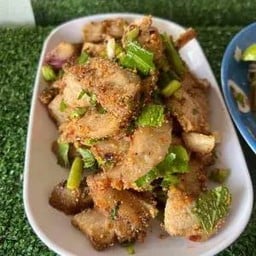 น้ำตกหมู