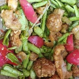 ตำถั่วแคปหมู