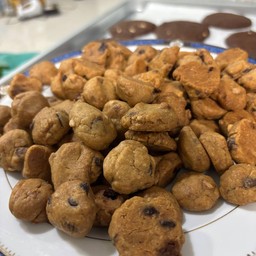 สองกุมาร ขนมปังเนยน้ำตาลกรอบ