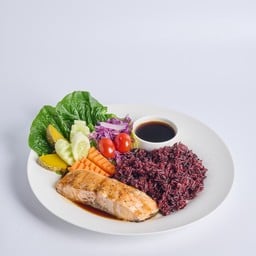 ข้าวหน้าสเต็กปลาแซลมอน ราดซอสเทริยากิ