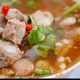 กระดูกอ่อนต้มแซ่ปๆ
