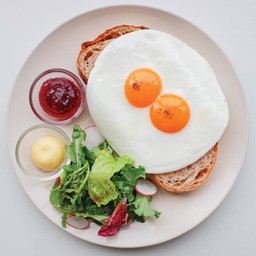 egg & bread ( sunny side up )