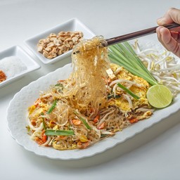 ผัดไทยวุ้นเส้น