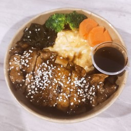 แม่มด ไก่เทอริยากิ