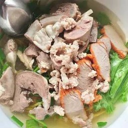 ก๋วยเตี๋ยวน้ำใส
