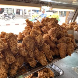 น่องเล็กราดซอสซาวครีม 4 ชิ้น