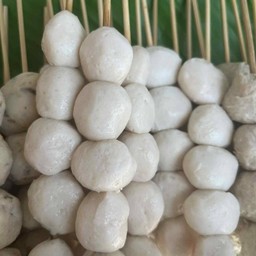 ลูกชิ้นทอดน้องอันดา (เซเว่นบางกรวย-ไทรน้อย28) ลูกชิ้นทอดน้องอันดาสาขาที่1