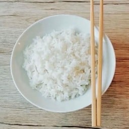 ข้าวสวยหอมมะลิ