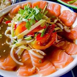 ยำแซลม่อน
