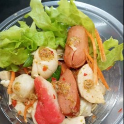 ยำรวมมิตรไก่ ,ยำไก่ยอ ,ยำไส้กรอก