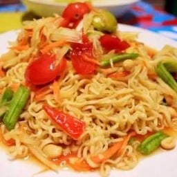 ตำมาม่า