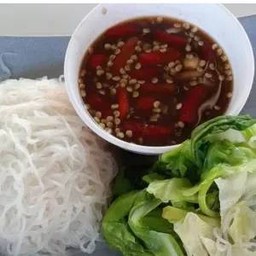 ขนมจีนน้ำแจ่วปลาร้า