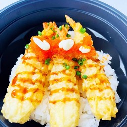 ข้าวหน้ากุ้งเทมปุระ 4 ตัว ราดซอสเทอริยากิ