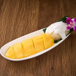 ข้าวเหนียวมะม่วง/Mango Sticky Rice //芒果糯米饭